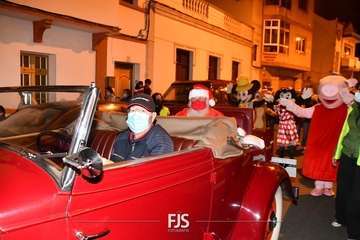 Papá Noel visita de sorpresa Lomo Magullo (Telde)/Francisco Javier Santana.